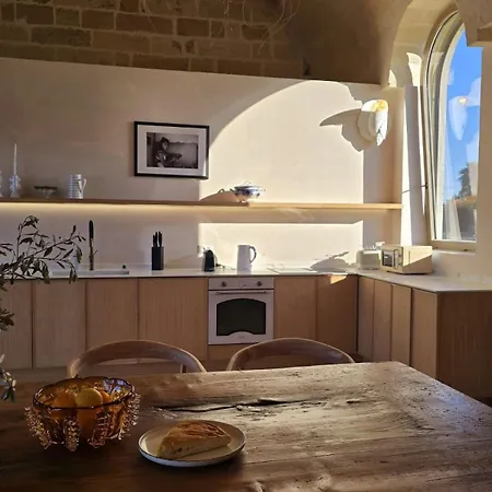 Historic With Pool I Salento, Puglia Villa