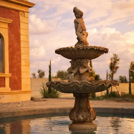 Villa Historic With Pool I Salento, Puglia Galatone