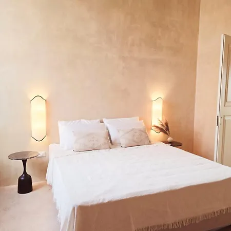 Historic With Pool I Salento, Puglia Villa *